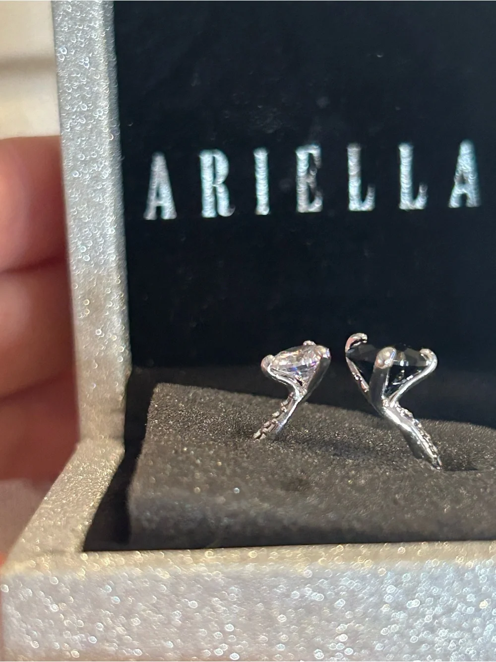 Ariella elegant split